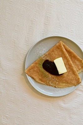 チョコレートのクレープ